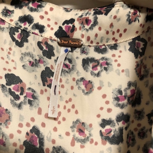 FREE PEOPLE floral blouse long sleeve NWOT - Picture 3 of 7
